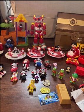 Ryan’s World Huge Toy Lot